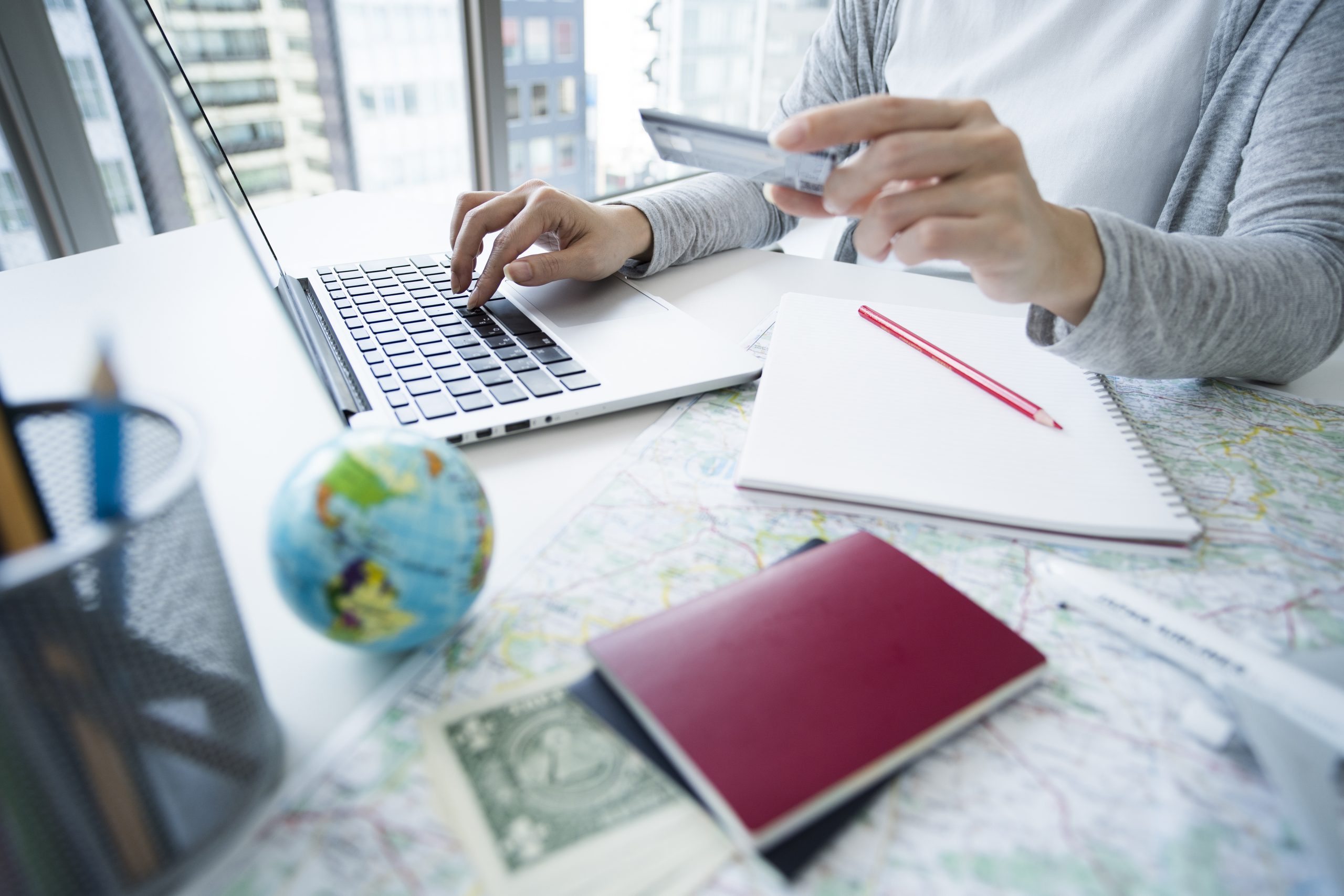 Documentación de extranjería: pasaporte y trámites de residencia